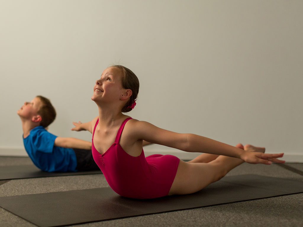 Йога для деток: как заниматься с полезностью для организма