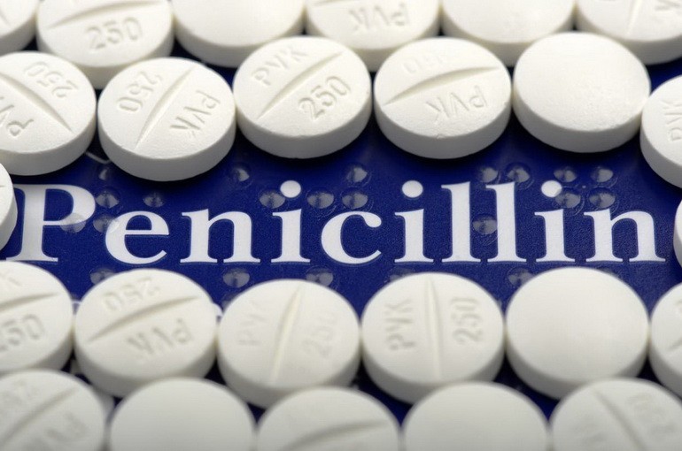 Антибиотики при тонзиллите: какие нужны и стоит ли их принимать